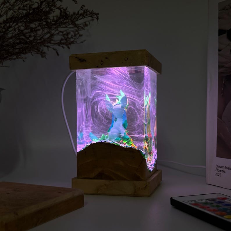 Glaceon leafeon resin lamp, pokemon epoxy lamp, pokemon gift, pokemon birthday, custom resin lamp, epoxy resin lamp image 5