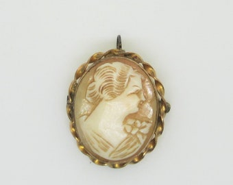 Camafeo de concha vintage relleno de oro
