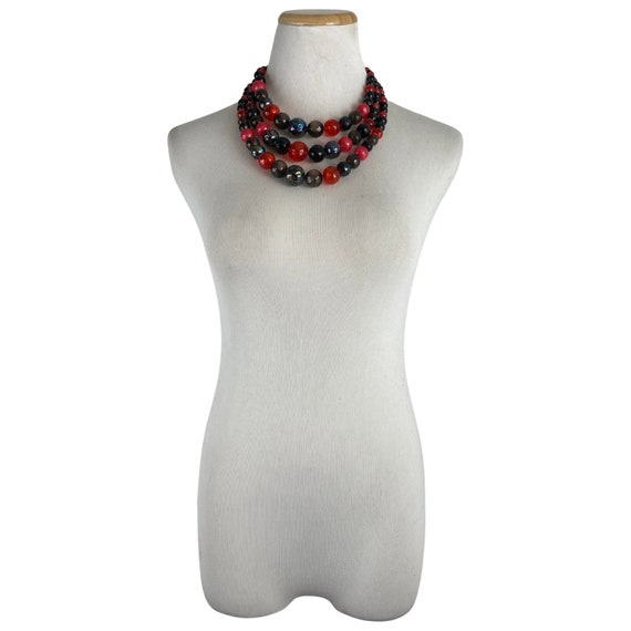 Vintage 3 Strand Necklace, Black Red varying size… - image 3