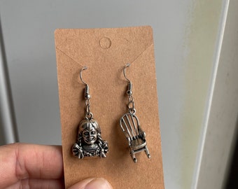 Faceless Scary Doll Earrings Haunting Earrings Scary Earrings haunted doll earrings