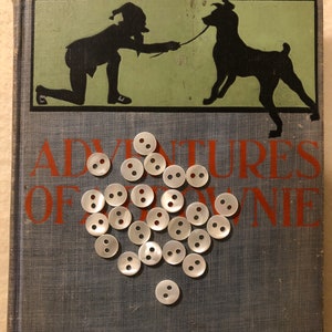 Vintage Buttons - White Mother of Pearl Shirt Buttons Set of 25