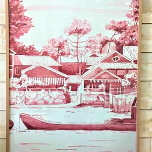 Puede incluir: Una pintura de acuarela de una escena rosa y blanca con casas, árboles y un bote en un río. Las casas tienen techos rojos y molduras blancas. Los árboles son de un color rosa claro. El bote es un bote largo y estrecho con fondo plano. El agua es de un color azul claro.
