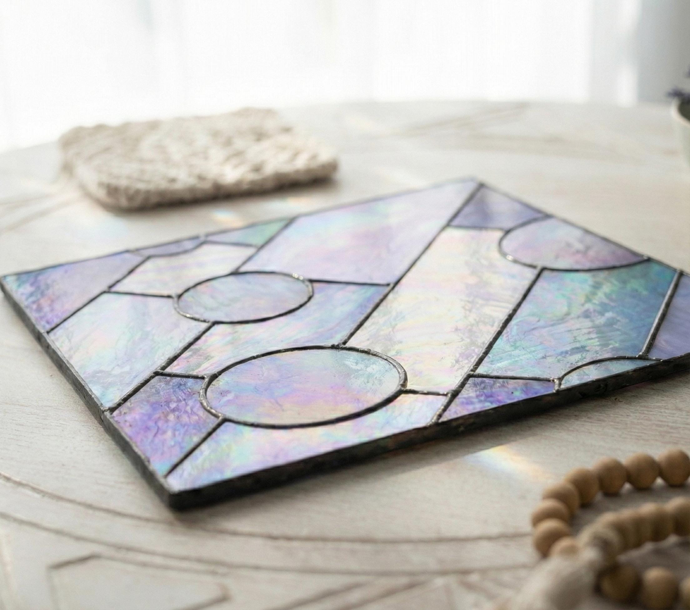 モダンな幾何学模様のステンドグラスパターン：スクエアサン