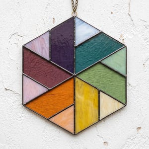 Padrão Hexagonal em Vitral: Apanhador de Sol Geométrico Moderno (Download PNG e PDF)