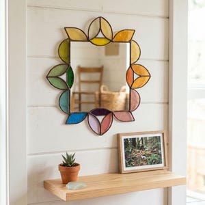 Mönster för spegel i målat glas: Modern lövdesign (PDF- och PNG-nedladdning)