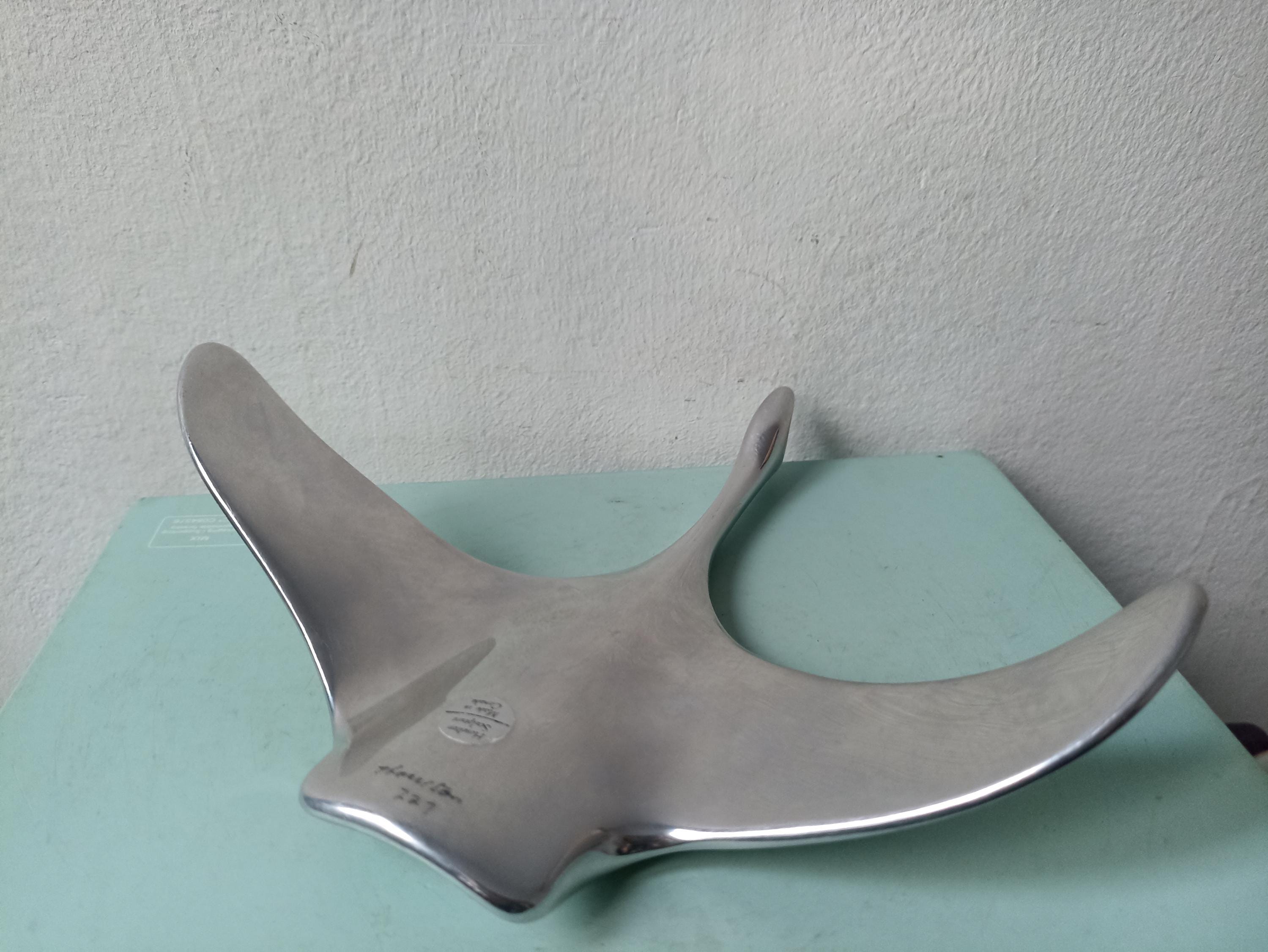 S176 ホセルトン カナダ アルミニウム彫刻 フラインググース スワン Hoselton Canada Signed Aluminum Sculpture Flying Goose - Etsy