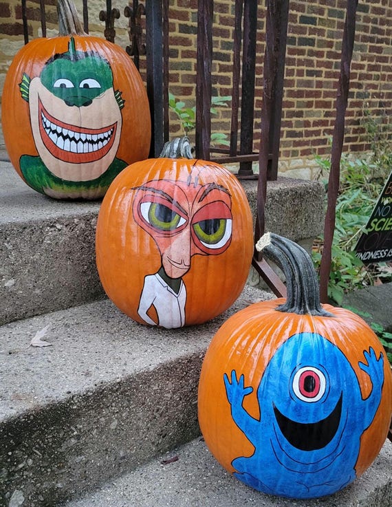 Hand Painted 'monsters VS. Aliens' Plastic Pumpkin - Etsy