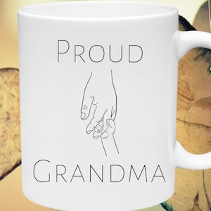 Fier grand-mère PNG SVG PDF, grand-mère tenant enfant main Silhouette Vector Design, petit-enfant Cricut Digital Clipart, grand-mère chemise Design