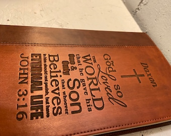 Anpassad namnbibel, personlig bibel, graverad bibel, kristna gåvor, etsade gåvor, bibelversgåva, KJV-bibel, personlig bibel