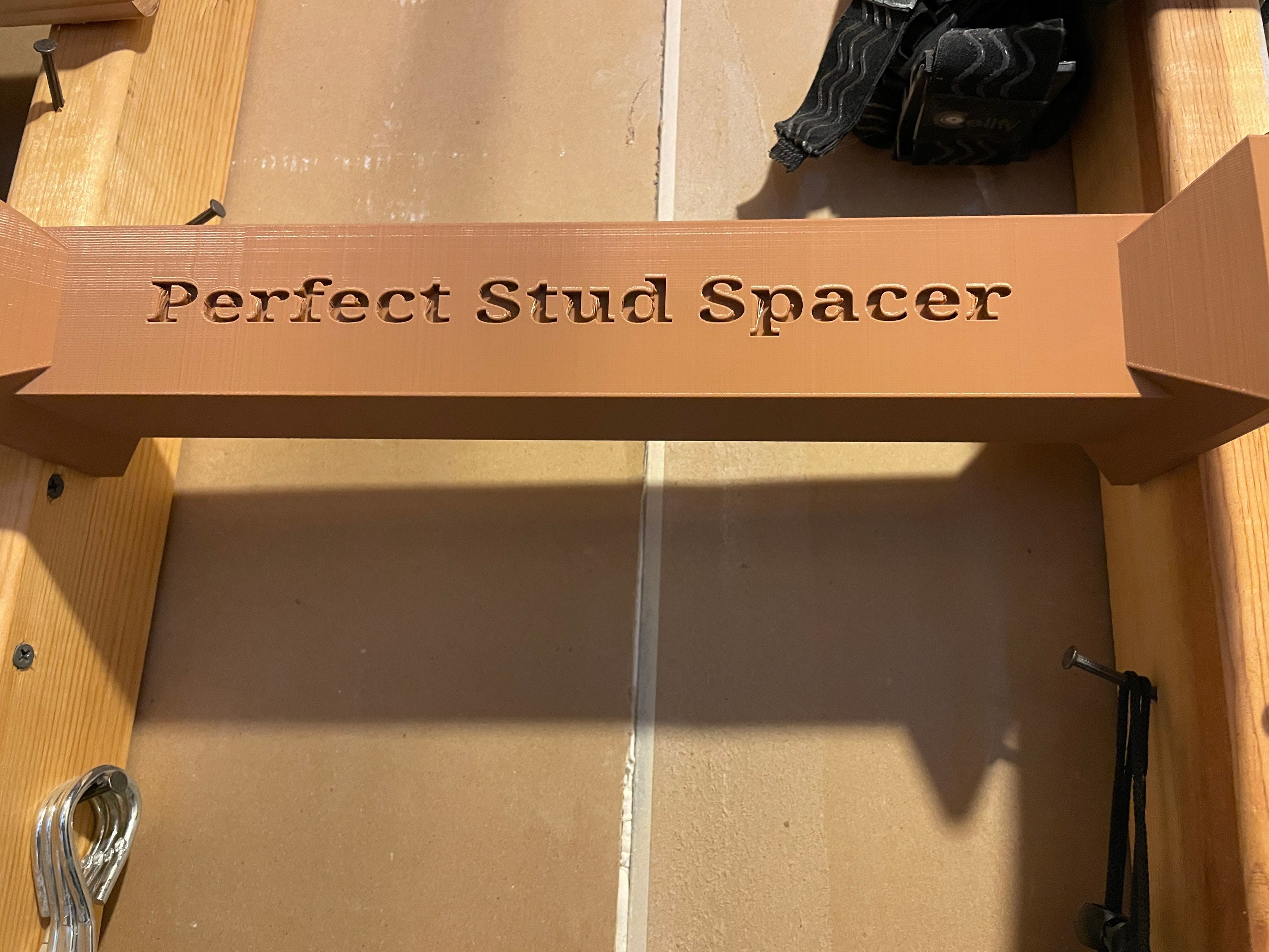 Perfect Stud Spacer, Measuring Tool for Spacing, Space Apart Studs  Perfectly Every Time, Must Have Handy Tools for Carpenters & Builders 