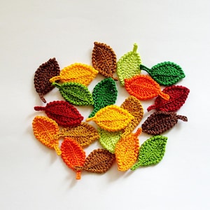 20 hand crocheted small leaves decoration, Leaf embellishment, leaf applique, Crochet autumn decoration, Scrapbooking, 0.7"x1.5"; 1.8x3.7 cm