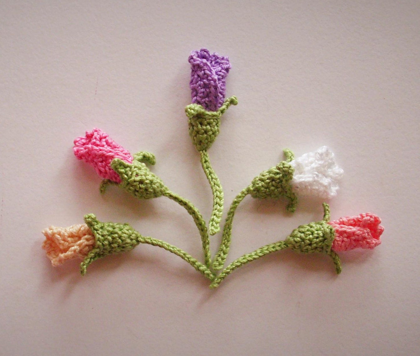 5 Crochet Mini Rose Buds Applique Small 3D Rose Bud With Stem Etsy