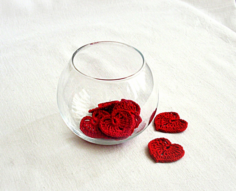 Set of 10 hand crochet red hearts Small heart embellishment Wedding decoration Lace heart appliques