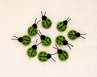 Set di 10 coccinelle di cotone all'uncinetto applique, abbellimento di piccole coccinelle, applique di coleotteri di signora, abbellimento di coccinelle - meno alto pollice