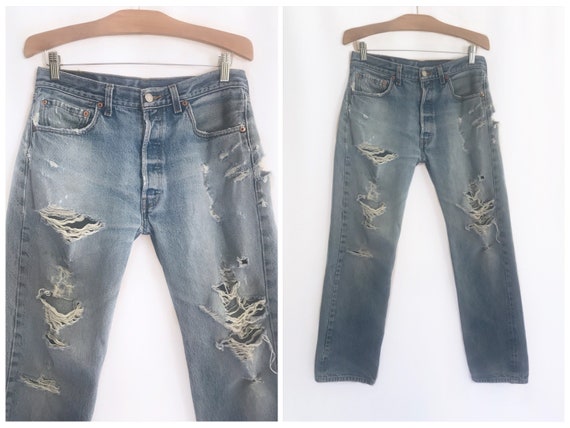 levis 501 distressed jeans