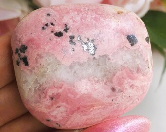 Rosa Peruviana Rhodonite Crystal Palm Stone Heart Chakra