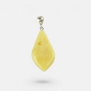 Amber pendant, Baltic Amber, Authentic Baltic Amber Pendant, Drop Minimalist Pendant, Minimalist jewelry, Natural Baltic Amber, Gemstone