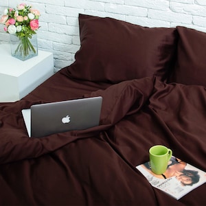 Cotton Sateen Bedding Set of 5 Pieces in Brown. Flat Sheet, Fitted Sheet, Duvet Cover, 2 Pillowcases. Twin Full Queen AU EU