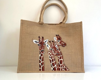 XL-Strandtasche mit lustigen Giraffen, aus Jute, handbemalt