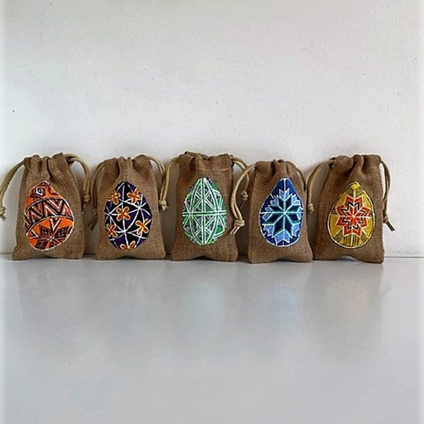 Set of 5 hand-painted raw jute Easter pouches