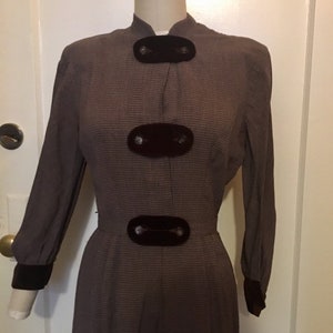 1940's Brown check gabardine velvet autumn day dress long sleeve wiggle image 5