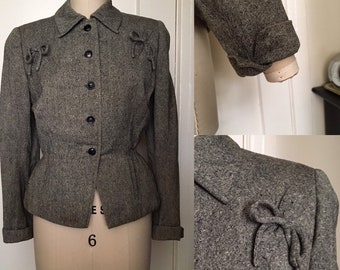 1950s 50s late 1940s new look gray tweed hourglass blazer with bow details