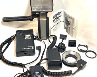 Sunpak Auto 622 Pro-System Flash, With Bracket Camera Mount, Cables, Instructions, and lots of extras