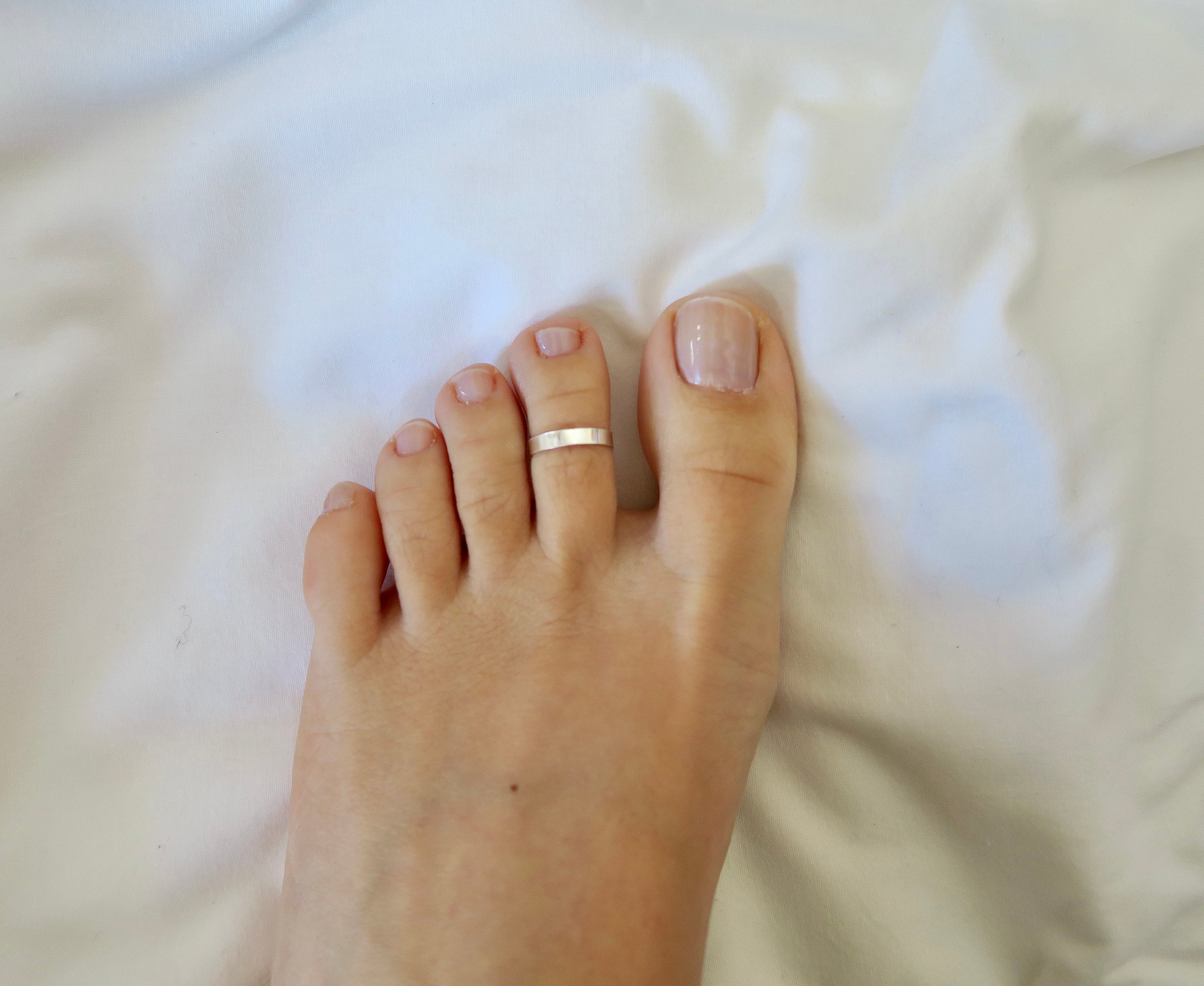 3mm Plain Silver Big Toe Ring Pair