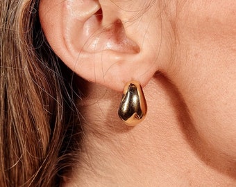 Curved stud earrings, Silver 925