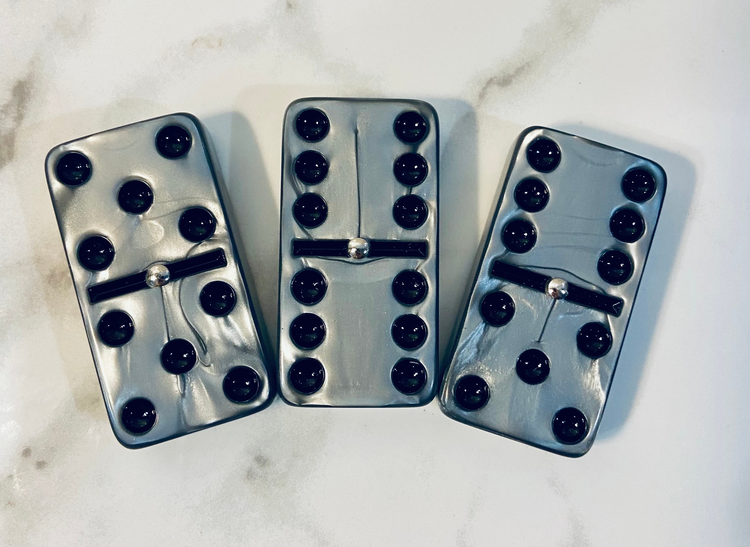 Candy Paint Marble Finish Double 6 Silver & Black Spinner Domino Set | Raider Color Gloss Bones Silver Dominoes