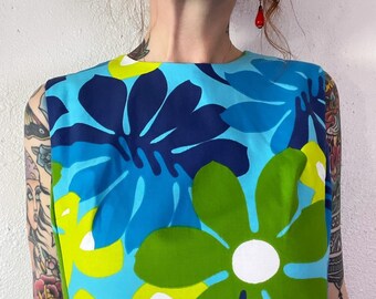 Vintage 1970's Large Scale Flower Power Mini Dress in Shades