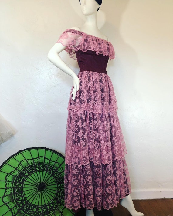 Vintage 1970s tiered pink lace over burgundy taff… - image 6