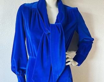 Vintage 1960’s/1970’s electric blue cotton velvet mod wiggle dress with beautiful blouson sleeves, snowflake like rhinestone encrusted snaps