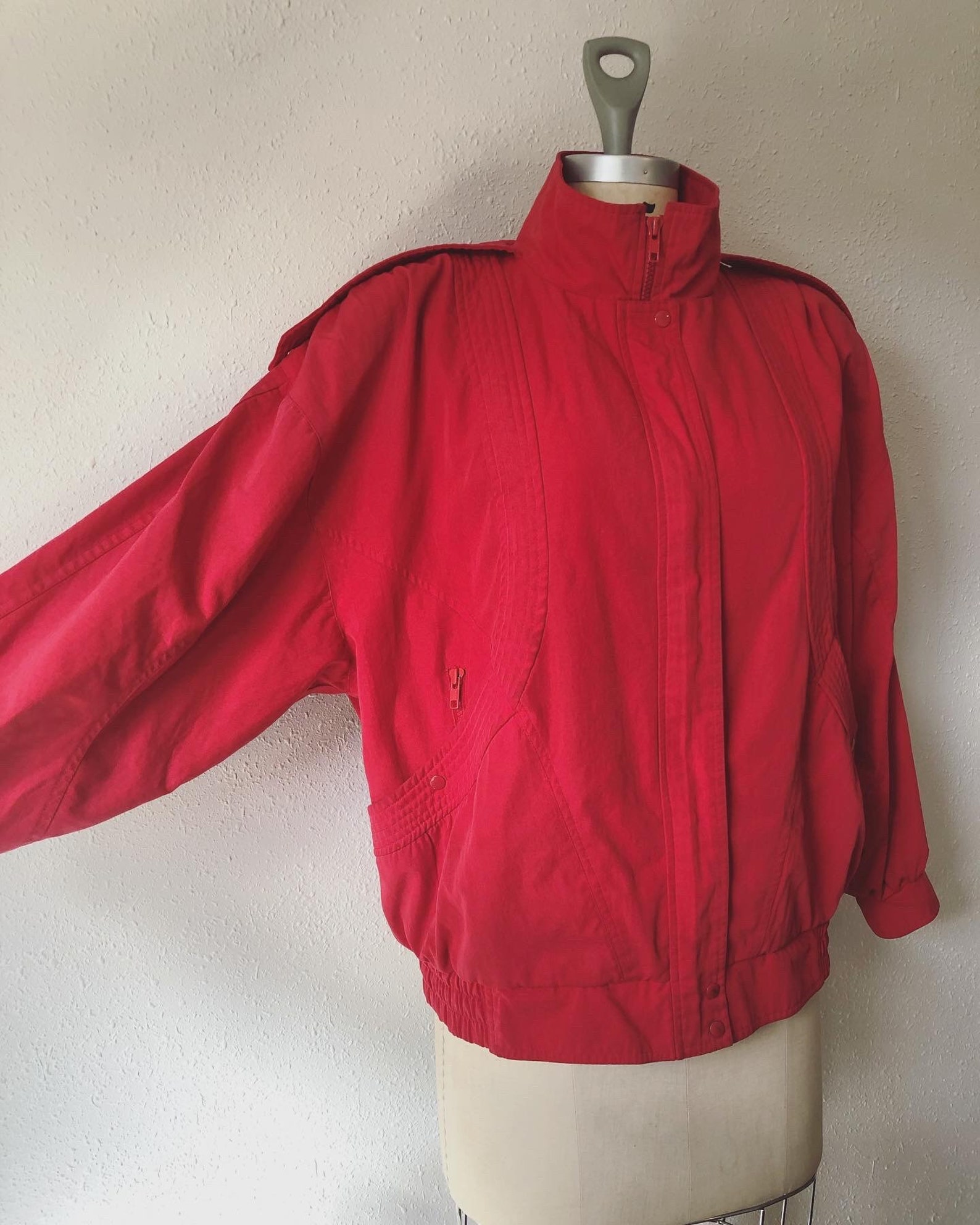 Vintage 1980s red members only unisex jacket by Gallery | Etsy