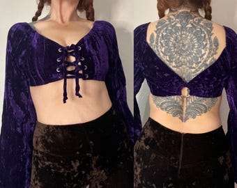 Vintage late 1960’s/early 1970’s rich deep purple crushed velvet corset lace up & large O-ring raglan bell sleeve crop top