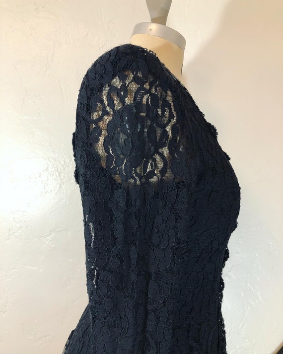 Vampy Vintage 1980’s / 1990’s black lace and sequ… - image 9