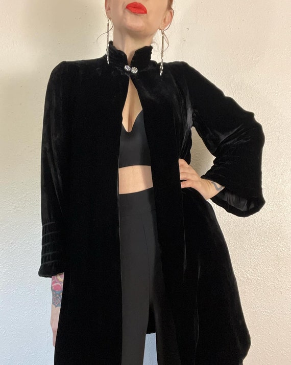 Antique/Vintage 1930’s black silk velvet jacket w… - image 6