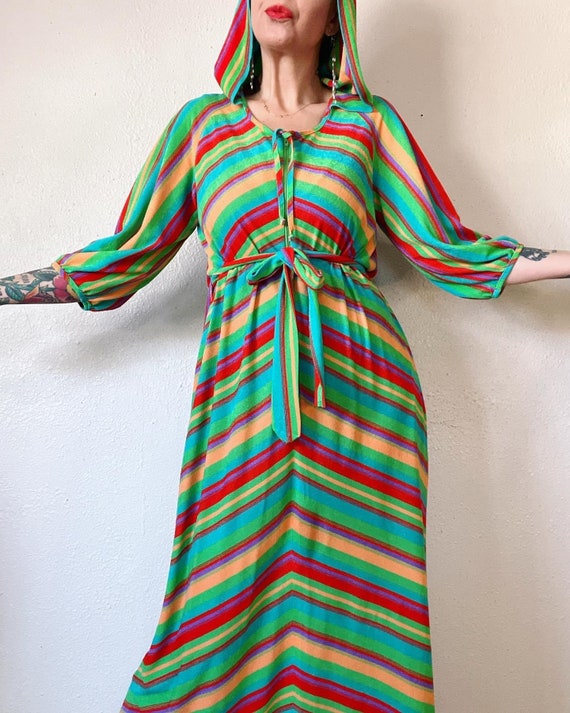 Vintage 1970’s electric pastel rainbow stripe terr