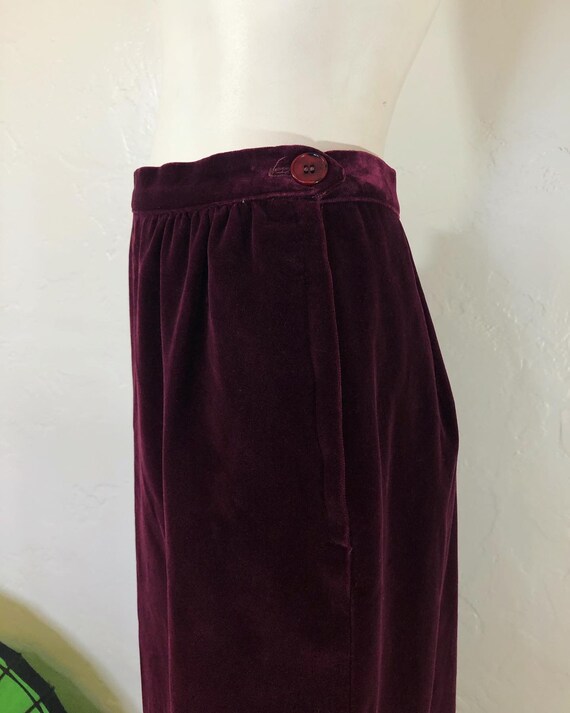 Vintage 1970’s / 1980’s garnet velvet pencil skirt