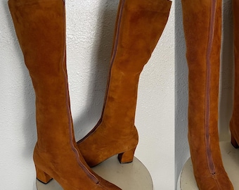 Vintage 1960’s caramel suede square toe zip front go-go boots, in a great size 9/9.5