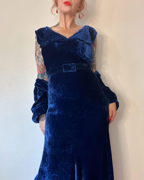 Old Entelier Silk Blouse With A Sash Sapphire