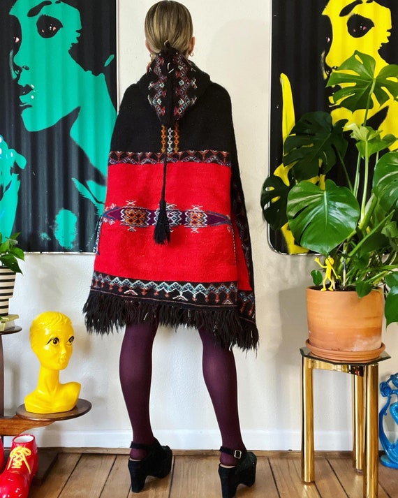Incredible Vintage 1960's Hooded Cloak/cape From the Western Incredible Vintage 1960's Hooded Cloak/cape From the Western