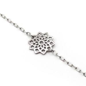 Stainless Steel Flower Anklet: Silver Chain Ankle Bracelet
