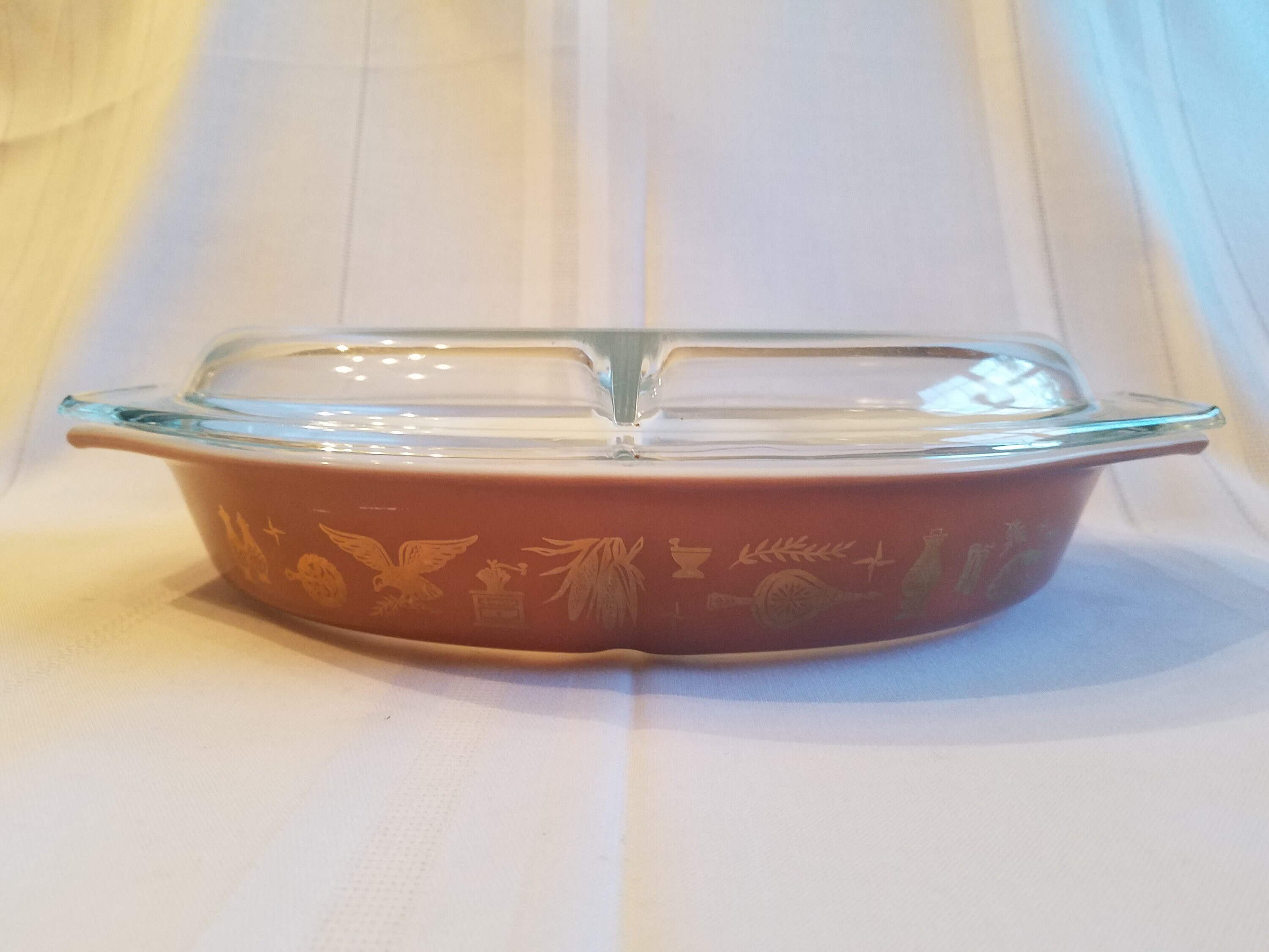 Vtg PYREX 1.5 qt USA Divided Casserole Dish w/ Lid 945 C 36 ~ EARLY AMERICAN