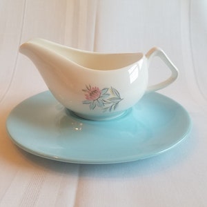 Vintage Fairlane by Steubenville Pottery Co. Gravy Pitcher in a Pink and Blue Flower Design with a Turquoise Underplate ~ Mid Century