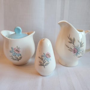 Vintage Fairlane by Steubenville Pottery Co Sugar, Creamer or Salt Shaker