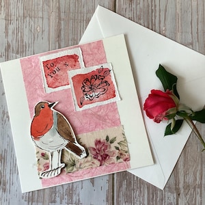 Cartão aquarela feito à mão com Robin e design floral, cartão de felicitações exclusivo de mídia mista para qualquer ocasião