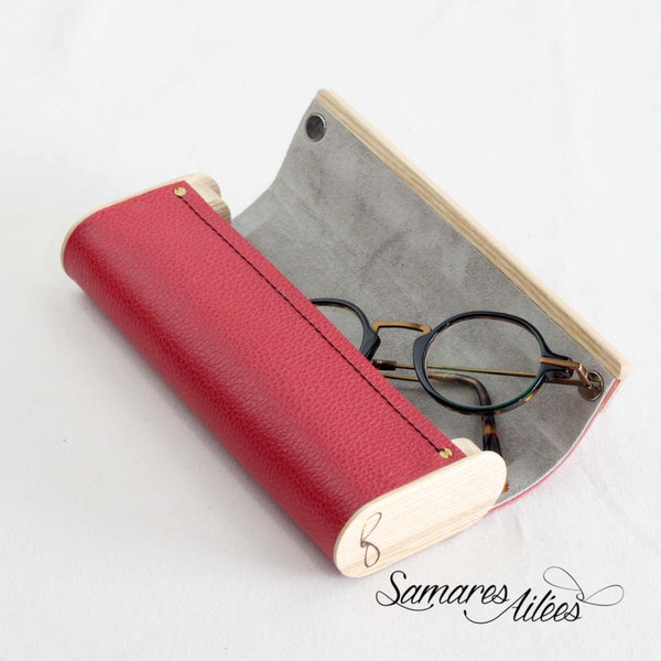 Etui à lunettes fait-main en bois et cuir « Pierre » cuir Rouge grainé