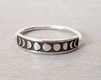 sizes 6-10 Moon Phase Silver Ring