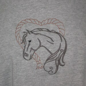 New Horse head and Rope embroidered T-shirt Perfect gift